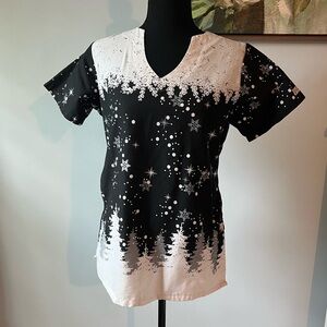XS White Christmas Scrub Top